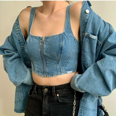 Denim Crop Top Outfit Ideas, Blue Jean Corset Top Outfit, Denim Corset Top Outfit, Trendy Blue Denim Crop Top, Denim Crop Top Outfit, Jeans Corset Top, Denim Corset Outfit, Casual Denim Blue Cotton Corset, Jean Corset