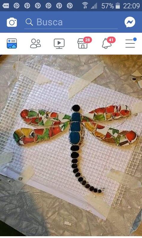 Mosaic Dragonfly, Mosaic Art Diy, Dragonfly Wall Art, Mosaic Rocks, Mosaic Pots, Mosaic Flower Pots, Mosaic Animals, Mosaic Garden Art, Mosaic Frame