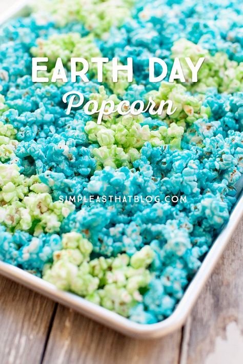 Earth Day Popcorn Recipe. Great idea for an Earth day celebration or party. Earth Day Popcorn, Earth Day Snack Ideas, Earth Day Snacks For Preschool, Earth Day Snacks, Earth Day Food, Earth Day Treats, Earth Day Celebration, Popcorn Movie, Earth Week