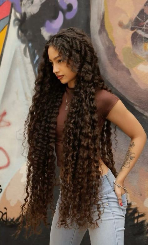 Naturally Long Curly Hair, Long Brazilian Curly Hair, Extremely Long Curly Hair, 4a Long Hair, Long Wet Curly Hair, Really Long Curly Hair, Long Curly Hair Layers, Long Curly Hair Aesthetic, Hairstyle For Long Curly Hair