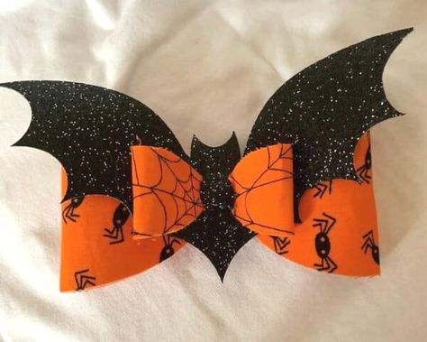 35+ Simple Halloween Crafts & Activities for Kids 2021 Bow Template Svg, Hair Bow Svg, Diy Leather Bows, Bat Bow, Bow Svg, Halloween Hair Bows, Big Hair Bows, Halloween Accessories Hair, Bow Template