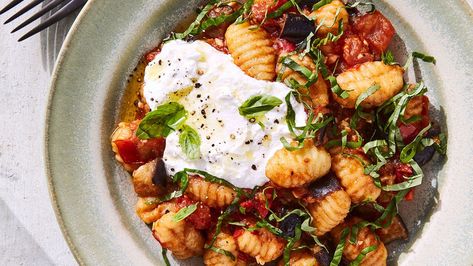 Eggplant Gnocchi, Tomato Eggplant, One Pot Pasta Recipes, Gnocchi Recipes, One Pot Pasta, Eggplant Recipes, Vegetarian Recipes Dinner, Summer Dinner, Vegetarian Dinner