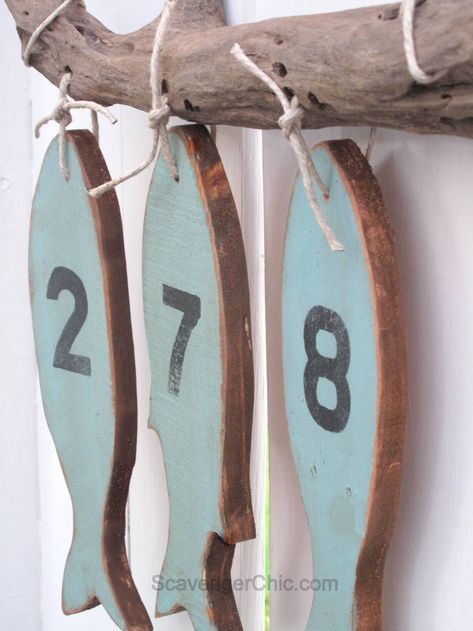 Pallet Wood fish house numbers House Numbers Diy, Deco Marine, Number Ideas, Lake Fun, Board Signs, Number Signs, Lake Decor, Door Number, Wood Fish