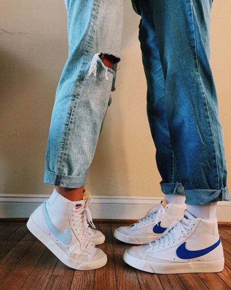 Nike Blazer Outfit, Sneaker Outfits, Sneaker Trend, Dr Shoes, Nike Blazer Mid 77, Nike Blazers Mid, Hype Shoes, Shoe Inspo, Aesthetic Shoes