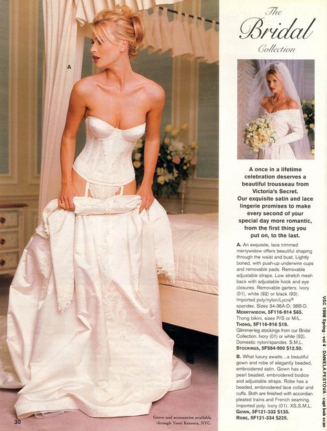 Daniela Pestova Victorias Secret Bridal Corset Victoria Secret Wedding, Daniela Pestova, 90s Model, Bridal Lingerie, Vintage Glamour, Here Comes The Bride, Dream Wedding Dresses, Wedding Bells, Bridal Collection