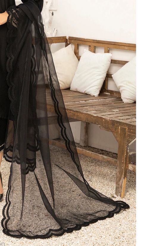 #designer #dupatta #black #pakistani Black Dupatta Designs Ideas, Net Dupatta Designs, Dupatta Designs Ideas, Duppattas Designs Ideas, Ruffle Dupatta, Plain Suit, Black Dupatta, Designer Dupatta, Wedding Flower Jewelry