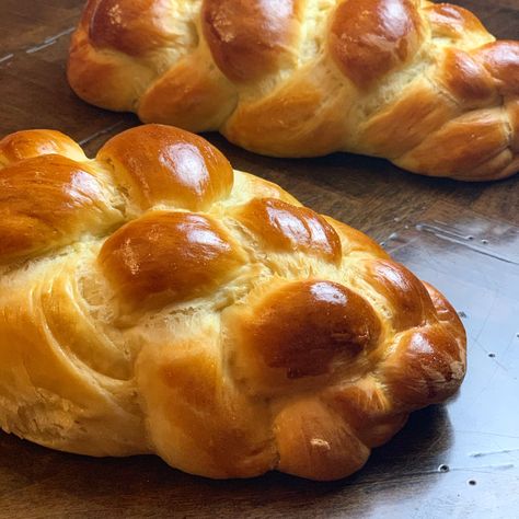 Classic Challah - The Kosher Baker Jewish Challah Bread Recipe, Sweet Challah Bread Recipe, Best Challah Recipe, Challah Bread Recipe, Shabbat Recipes, Challah Recipe, Challah Bread Recipes, Jewish Holiday Recipes, Challah Bread