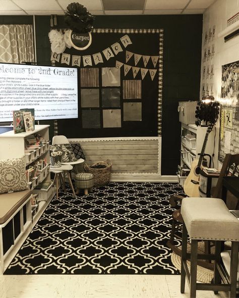 Bobo Classrooms, Black Classroom Aesthetic, Boho Farmhouse Classroom Theme, Black And Brown Classroom Decor, Goth Teacher Classroom, Boho Classroom Decor Ideas Middle School, Dark Classroom Decor, Cute High School Classroom Decor, Dark Boho Classroom