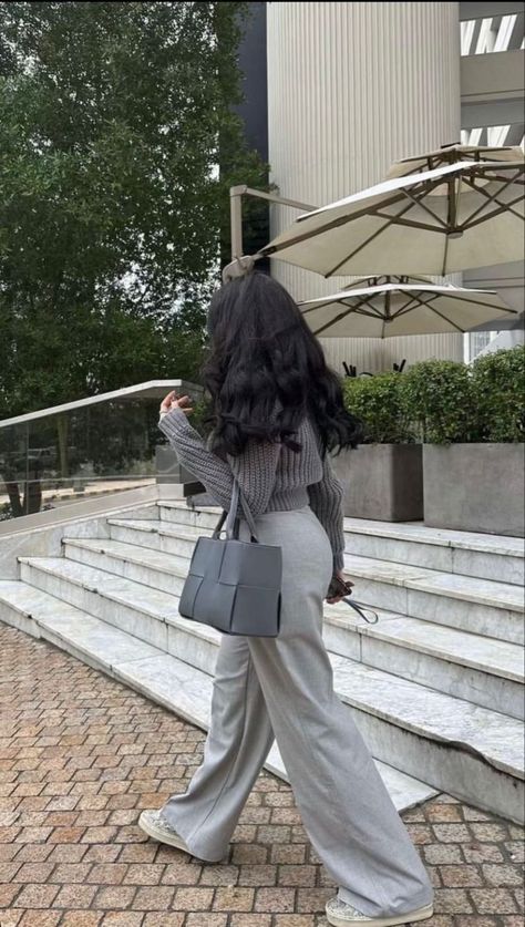 Casual Outfits For Women, High Waisted Dress, Style Désinvolte Chic, High Waisted Dress Pants, Corporate Attire, Summer Office, Modest Fits, Business Outfits Women, Stylish Work Attire