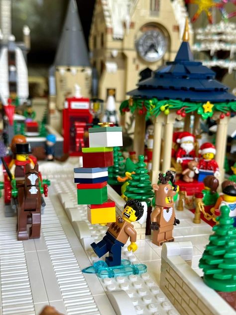 Lego Holiday Village, Lego Christmas Village Diy, Christmas Lego Village, Lego Village Ideas, Lego Winter Village Ideas, Lego Christmas Village Display Ideas, Christmas Lego Ideas, Lego City Display, Lego For Adults