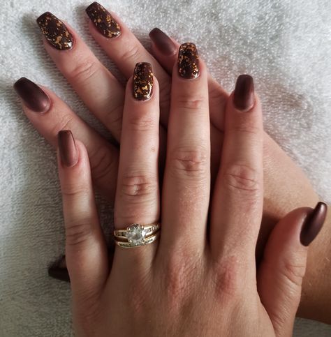 Brown Nails Gold Flakes, Brown Nails With Gold Flakes, Nails Gold Sparkle, Brown Sparkle Nails, Brown Nails With Gold, Fall Nails Gold, Brown Nails Fall, Fall Pedicures, Fall Pedicure