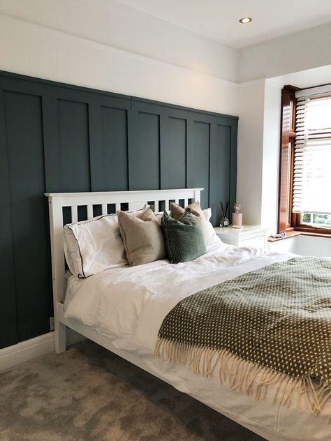 Teal Panelling, Lick Paint Colours, Living Room Colours, Bedroom Teal, 2020 Bedroom, Bedroom And Closet, Feature Wall Bedroom, Room Colours, Chimney Breast