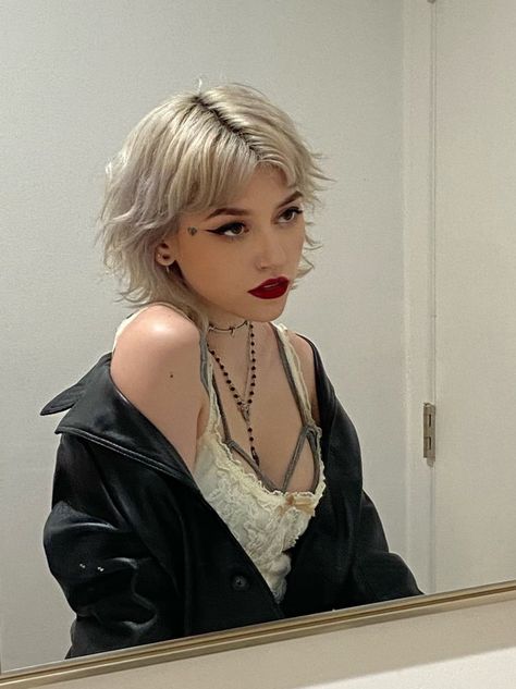 Kailee Morgue, Hair Inspiration Short, Social Event, Mullet Hairstyle, Short Hair Haircuts, Short Blonde Hair, Cut My Hair, Hair Inspo Color, Grunge Hair