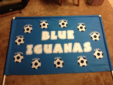 Felt soccer banner Soccer Team Mom, Soccer Team Banners, Kids Soccer Team, Camp Banner, Sports Banners, Ayso Soccer, Softball Banner, Flag Ideas, Soccer Room