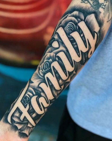 Last Name Tattoo Ideas, Last Name Tattoo, Last Name Tattoos, Family Name Tattoos, Name Tattoos On Arm, Name Tattoo Ideas, Family Tattoo Designs, Cool Arm Tattoos, Forearm Sleeve Tattoos