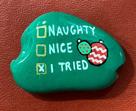 Santa's List Painted Rock Christmas Themed Rock Painting, Xmas Painted Stones, Easy Christmas Painted Rocks, Rock Painting Ideas Christmas, Christmas Rocks Painted Ideas, Winter Rock Painting Ideas, Rock Painting Christmas, Painted Christmas Rocks, Funny Rock Painting Ideas