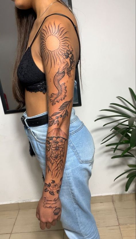 Woman’s Sleeve Tats, Half Sleeve Tattoos For Women Forearm, Mermaid Sleeve Tattoos, Beautiful Back Tattoos, Shoulder Cap Tattoo, Unique Tattoos For Women, Arm Sleeve Tattoos For Women, Quarter Sleeve Tattoos, Hippie Tattoo