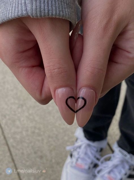 Best Friends Nails Bff, Bff Nails, Heart Nail Designs, Subtle Nails, Fancy Nails Designs, Lower Limb, Cute Acrylic Nail Designs, Casual Nails, Pretty Gel Nails