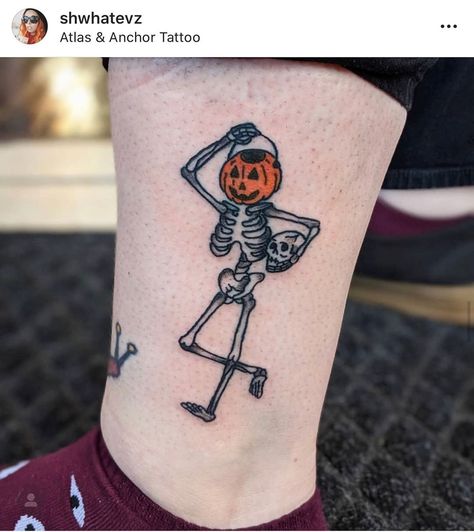 Scary Tattoo Ideas, Cute Halloween Tattoos, Halloween Tattoos Sleeve, Pumpkin Tattoo, Skeleton Tattoo, Scary Tattoos, Skeleton Tattoos, Elbow Tattoos, Inspiration Tattoo