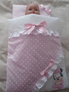 CUTE MINNIE MOUSE DOLLS PRAM SET Spanish Candy, Kat Haken, Minnie Mouse Doll, Pram Sets, Baby Slaapzakken, Cute Minnie Mouse, Diy Sy, Baby Sheets, Dolls Prams