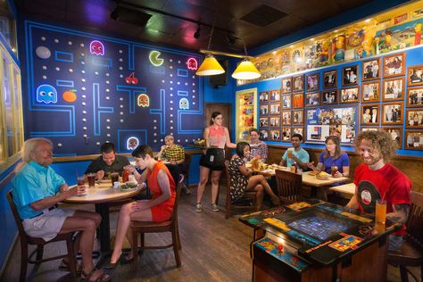 Gaming Restaurant, Man Cave Arcade, Bar Geek, Geek Bar, Board Game Room, Board Game Cafe, Sport Bar, Arcade Room, Game Cafe