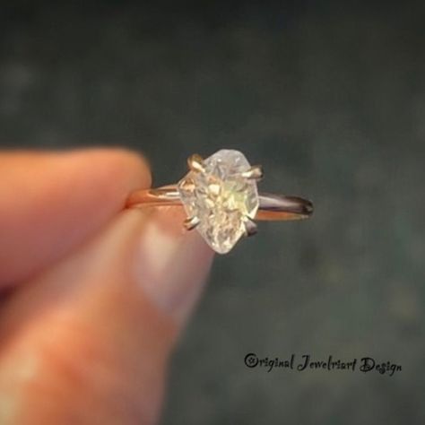 Raw Quartz Engagement Ring, Wedding Rings Raw Stone, Uncut Stone Engagement Ring, Raw Stone Diamond Engagement Rings, Raw Cut Diamond Ring, Raw Cut Diamond Engagement Ring, Raw Cut Wedding Ring, Raw Rock Engagement Ring, Rough Cut Diamond Ring