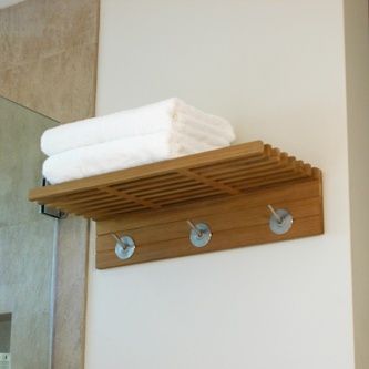 Bathroom Towel Shelf, Modern Towel Rack, Toallero Ideas, Teak Bathroom, Accent Shelf, Modern Towels, Towel Shelf, Teak Outdoor Furniture, Teak Wall