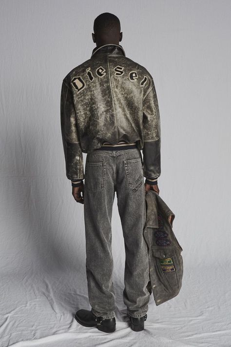 Diesel Archive Fashion, Diesel Men Runway, Diesel Man Outfit, Diesel Aesthetic Men, Diesel Leather Jacket Men, Diesel Men Outfit, Diesel Menswear, Diesel Runway, Archive Outfits