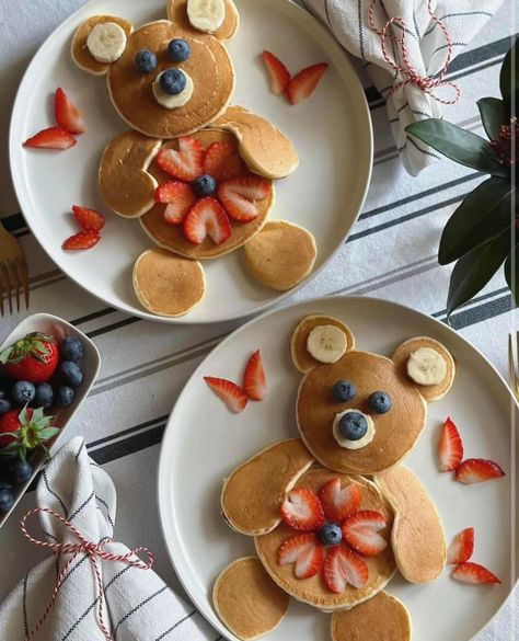 Bear Pancakes, Mousse Recipes Easy, Halloween Breakfast, Pancake Art, Childrens Meals, Food Shapes, Creative Food Art, Cute Snacks, Easy Food Art