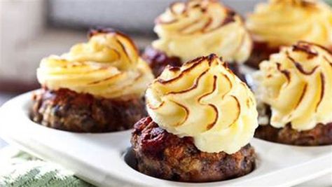 8 deliciously surprising spins on meatloaf Mini Meatloaf Muffins, Meatloaf Cupcakes, Mini Meatloaf, Mini Meatloafs, Meatloaf Muffins, Whipped Potatoes, Potato Toppings, Muffin Tin Recipes, Creative Food