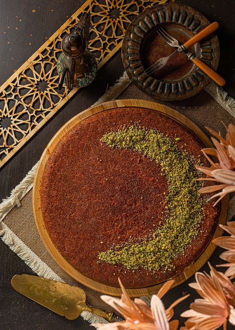 Kunafa Photography, Ramadan Food Photography, Ramadan Photoshoot, Food Portfolio, Ramadan Photos, Arabic Desserts, Arabic Dessert, Turkish Desserts, Spice Mix Recipes