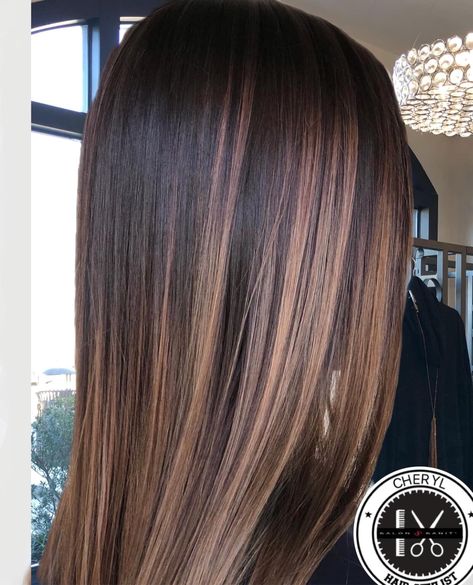 Shadow Root Balayage, Root Balayage, Shadow Roots Hair, Dark To Light Hair, Brunette With Lowlights, Hair Waxing, In Haircuts, Brunette Balayage, Shadow Root