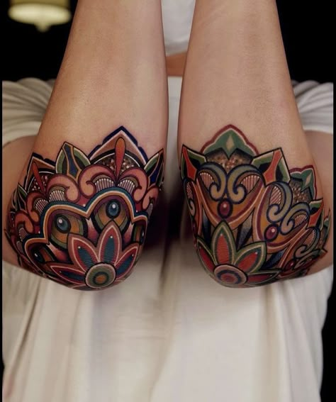 Colorful Tattoos, Elbow Tattoos, Skeleton Hand Tattoo, Hand Poked Tattoo, Tatuaje A Color, Mandala Tattoo Design, Knee Tattoo, 1 Tattoo, Arm Tattoos For Women