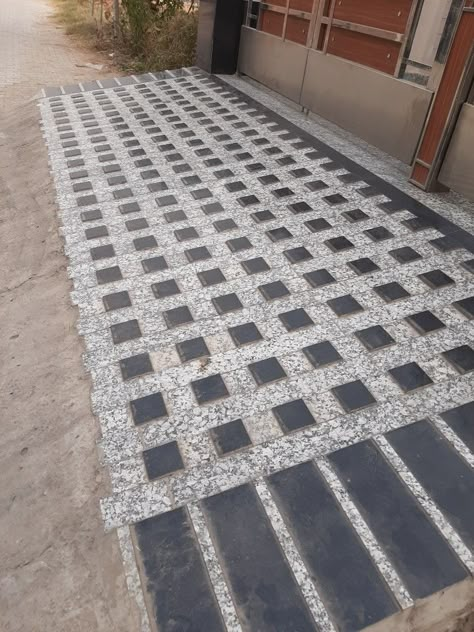 Like for more designs Gate Ramp Design Granite, Ramp Design For Main Gate, Granite Ramp Design, Granite Ramp Design Entrance, Car Ramp Design Entrance, Home Ramp Design, House Ramp Design, Ramp Design Entrance, Compound Gate