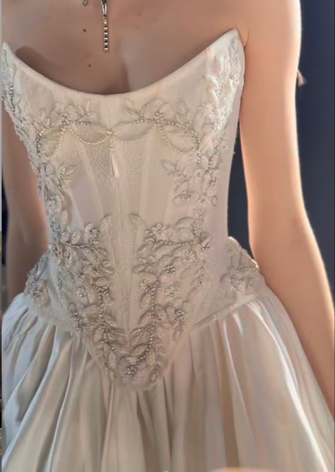 Elegant Vintage Wedding Dress, Corset Wedding Dress Vintage, Elegant Vintage Wedding, Inspired Wedding Dress, Pretty Wedding Dresses, Vintage Wedding Dress, Wedding Dresses Corset, Dream Wedding Ideas Dresses, Fairytale Dress