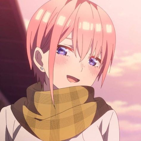 Ichika Nakano, Nakano Sisters, The Quintessential Quintuplets, Quintessential Quintuplets, Japanese Manga Series, Cute Profile Pictures, Cute Anime Character, Anime Drawings, Anime Icons