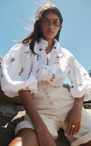 Fall Collection 2023, Sea Inspired, Denim Details, Linen Shirt, Mode Inspiration, Outfits Casuales, Sustainable Fashion, Look Fashion, Summer Outfits