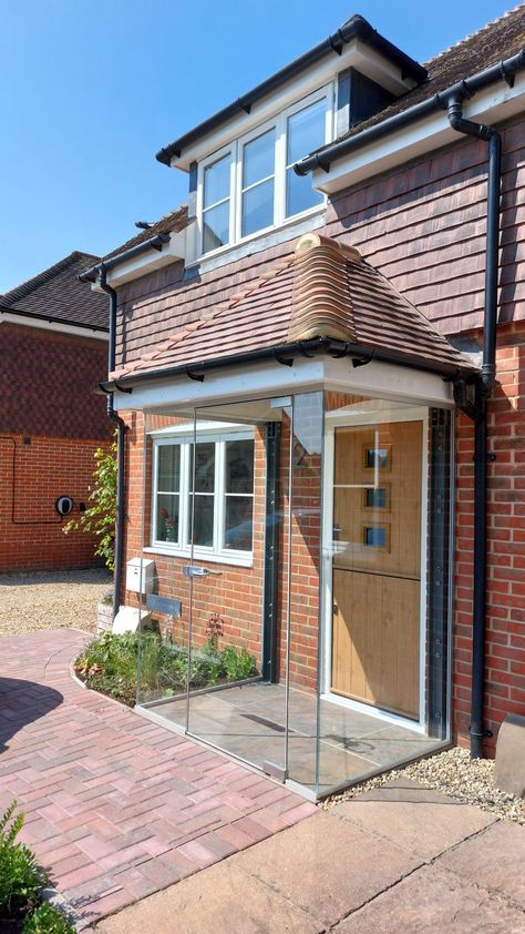 Our beautiful air tight and secure porch, adding something different and unique to this house. The special features really make the difference!! Porch Extension, Interior Entrance, Glass Porch, Porch Entrance, Entry Porch, Front Porch Design, Entrance Porch, Entrance Design, Porch Design