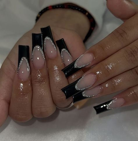 Prom Nails Black, Md Nails, Black Prom Nails, Quince Planning, Grey Acrylic Nails, Black French Tip, Fineliner Art, Green Acrylic Nails, Brown Nails Design