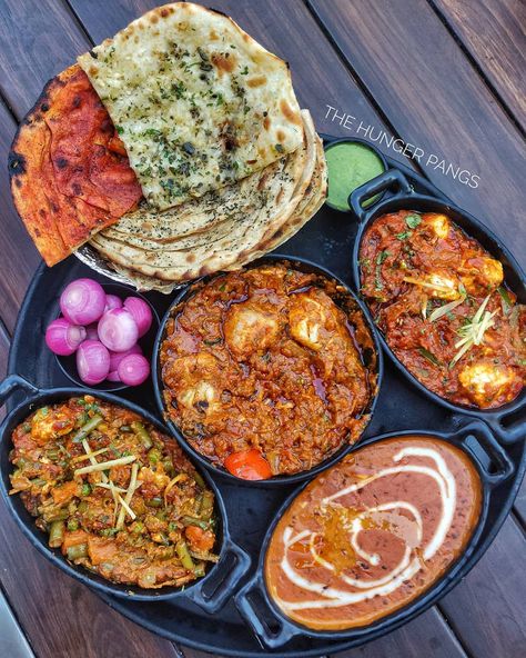 Aakash Choudhary on Instagram: “Dinner scenes sorted with this grand feast🤩 . . 📍Andhadun, Punjabi Bagh . . Tag Your Friends and Make Them Crave 🙈😋 . . Follow My Food…” Punjabi Dinner, Punjabi Dishes, Punjabi Cuisine, Punjabi Food, Catering Ideas Food, Food Backgrounds, Delicious Lunch, Catering Ideas, Monday Blues