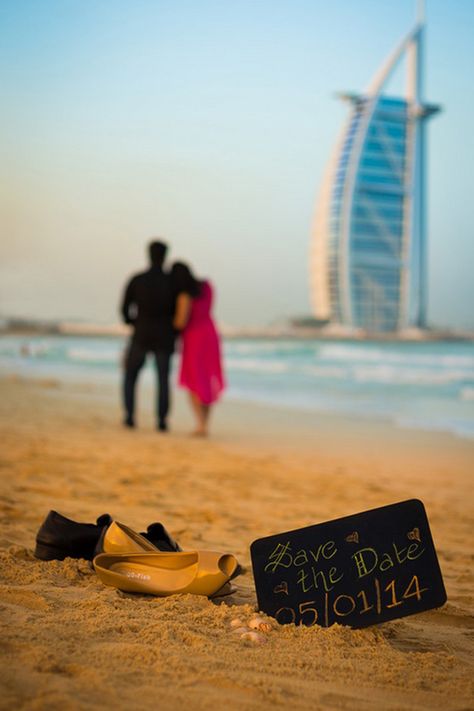 Save The Date Photography, Creative Save The Date, Save The Date Posters, Date Photography, Date Photo Ideas, Save The Date Photo Ideas, Surprise Engagement Photos, Pre Wedding Photoshoot Beach, Save The Date Pictures