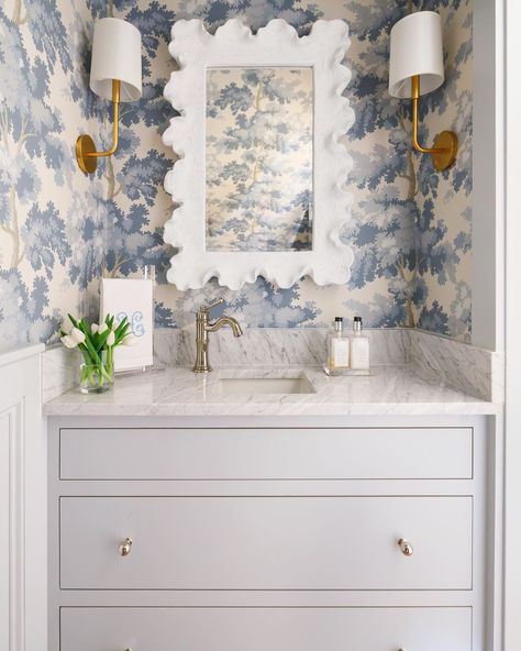 Floral Powder Room Wallpaper, Wallpapered Powder Bath, Preppy Powder Room, Grandmillenial Master Bath, Powder Bathroom Mirror, Outskirts House, Schumacher Wallpaper Powder Room, Southern Powder Room, Bay House Decor