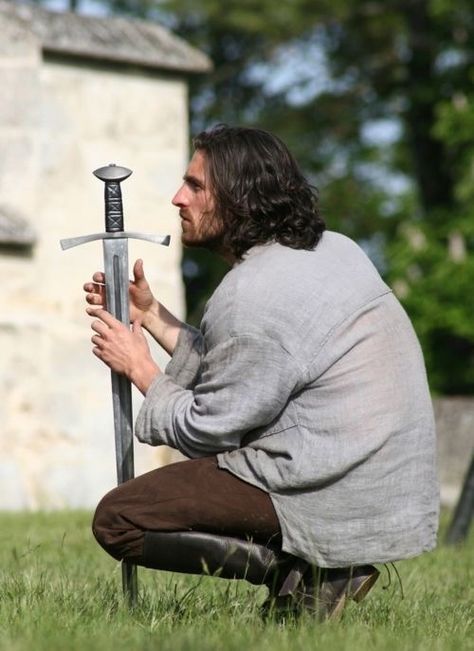 Kneeling Warrior, Hands Clenched, Sir Gwaine, Gwaine Merlin, Eoin Macken, Merlin Colin Morgan, Ella Enchanted, Merlin Fandom, Merlin Cast