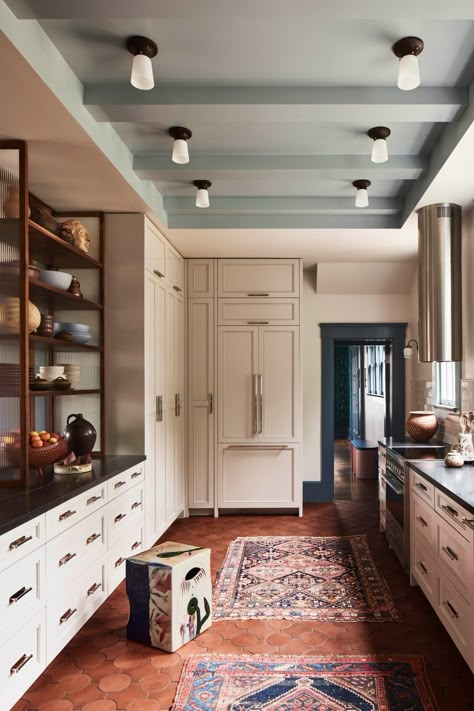 Kitchen Inspo, Kitchen Reno, Farrow Ball, Architectural Digest, Interior Design Trends, Home Staging, Home Studio, On The Floor, Kitchen Inspirations