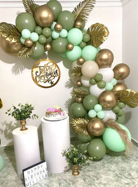 Green And White Balloon Decor, Plant Themed Party Decor, Birthday Ideas For Women Decoration, Baby Shower Verde, Happy Birthday Melissa, Gambar One Direction, Birthday Room Decorations, Idee Babyshower, Simple Birthday Decorations