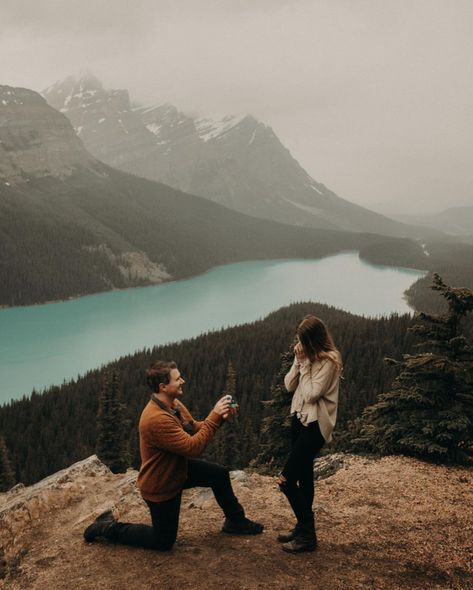 Couples Texting, Outdoor Proposal, Cute Proposal Ideas, Spice Up Your Relationship, Conversation Starters For Couples, Proposal Pictures, Proposal Photos, Wedding Proposals, Boulder Colorado