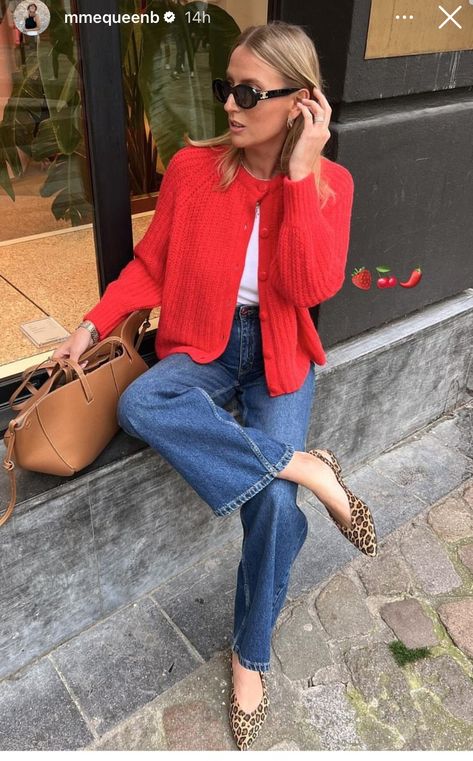 Weekends With Adele Outfit, Winter Blouse Outfit, Casual Cute Brunch Outfits, Bright Business Outfits, Red Work Outfits For Women, Paintbox Spring Outfits, Casual Red Outfits For Women, Southern Street Style, Winter Color Outfit Ideas