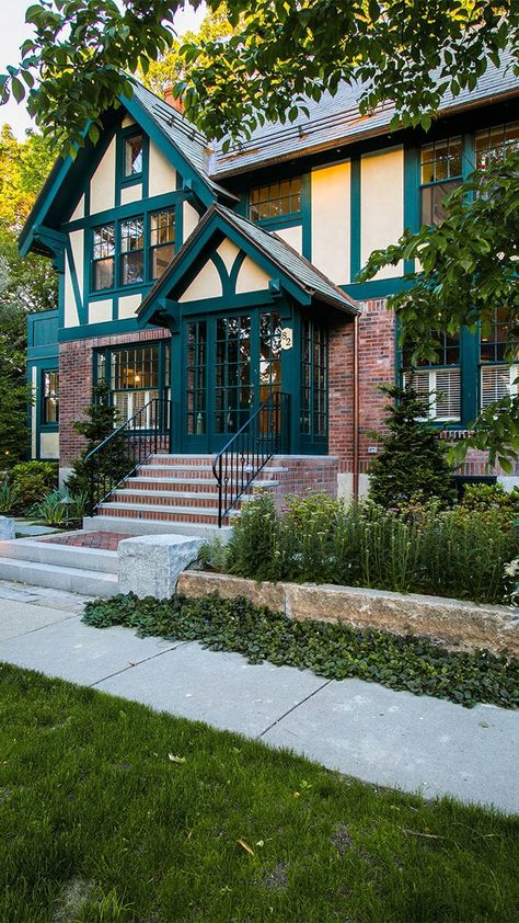 Tudor Apartment Building, German Houses Modern, Red Brick Tudor, English Tudor House Exterior, German Style House, Tudor Revival House Exterior, German Cottage, Tudor House Exterior, Tudor Homes