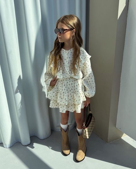 Girls Outfits Kids, Outfit Ideas For Cold Weather, Baby Fashion Girl, Kids Outfits Daughters, Kids Winter Outfits, Chic Kids, Children Outfits, Looks Country, Outfits For Kids