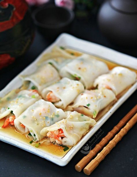 Hmong Dishes, Shrimp Rice Noodles, Singapore Rice Noodles, Rice Noodle Rolls, Noodle Rolls, Rice Noodle Roll, Shrimp And Rice Recipes, Shrimp Rice, Rice Rolls